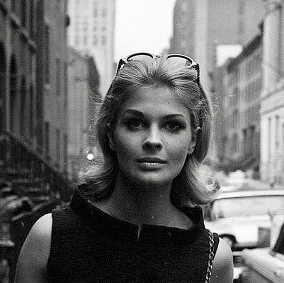 Candice Bergen. Photo by Mark Shaw, 1964.