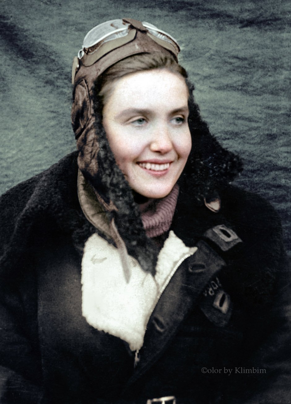 Tatyana-Makarova-female-pilot-night-witches-WW2.jpg