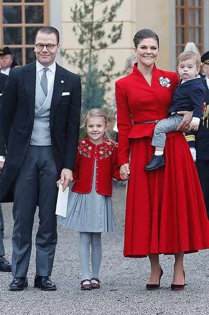 Герцог Даниэль и кронпринцесса Виктория с детьми