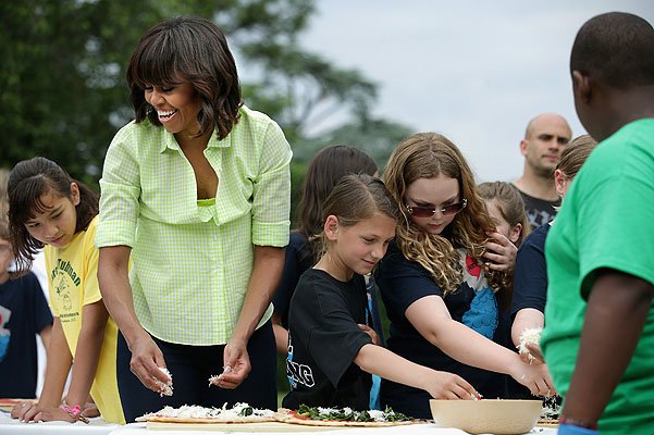 Мишель Обама пригласила детей на вегетарианский обед