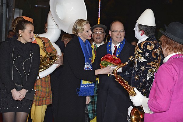 князь Альбер и княгиня Шарлен на цирковом фестивале в Монако