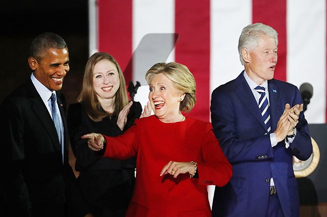 Барак Обама, Челси, Хиллари и Билл Клинтон