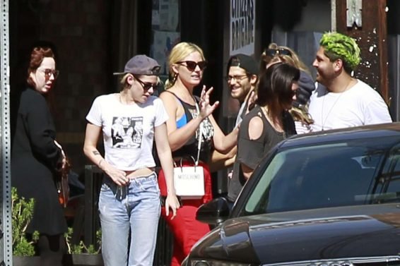 Kristen Stewart 2019 : Kristen Stewart in Jeans â Out in Los Angeles-05