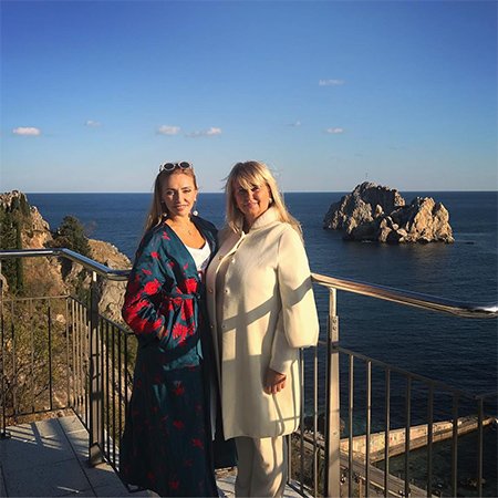 Татьяна Навка с мамой