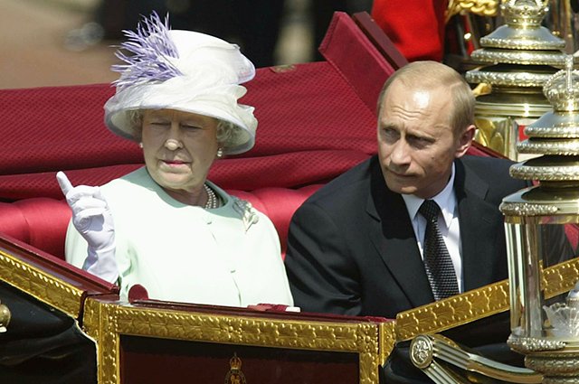 Королева Елизавета II и Владимир Путин, 2003 год