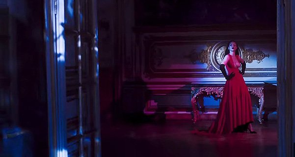 Кадры из мини-фильма Dior с Рианной в главной роли