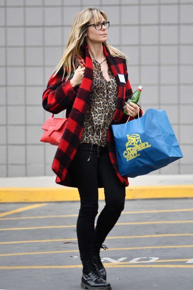Heidi Klum: Out running errands in Los Angeles -02