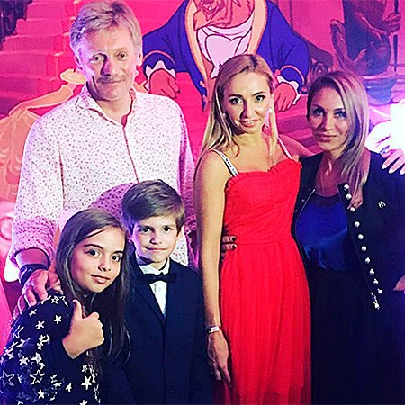 Дмитрий Песков, Татьяна Навка с гостями праздника