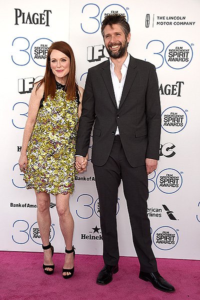 Джулианн Мур с мужем Бартом Фрейндлихом на Independent Spirit Awards-2015