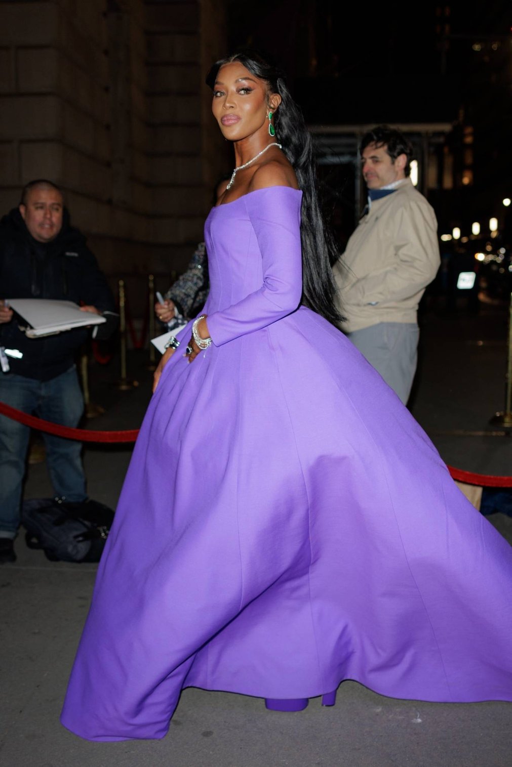 Naomi Campbell - In a purple gown arriving at the 2022 Prince's Trust Gala