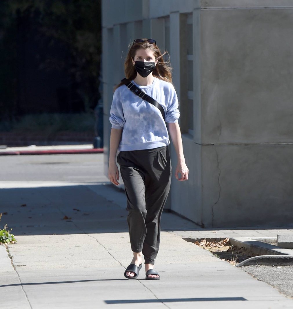 Anna Kendrick 2021 : Anna Kendrick – Is pictured out on a stroll in Los Angeles-06