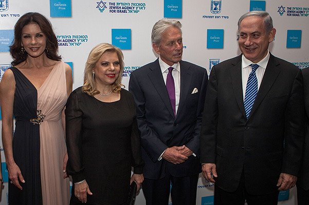 Кэтрин Зета-Джонс, Сара Нетаньяху, Майкл Дуглас и Биньямин Нетаньяху
