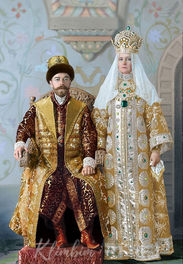 Великолепие костюмированного бала Романовых в раскрашенных фотографиях 1903 года 7