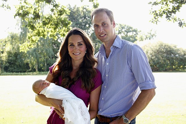 Кейт Миддлтон и принц Уильям с сыном, принцем Джорджем 