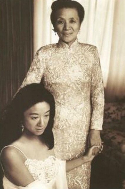 Вера Вонг с матерью Флоренс