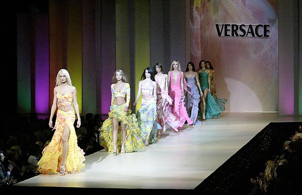 Показ Versace