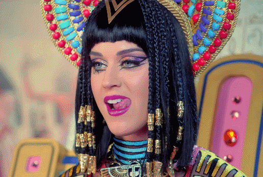 http://mrwgifs.com/wp-content/uploads/2014/04/Katy-Perry-Licks-Her-Lips-In-Egyptian-Music-Video-Dark-Horse.gif
