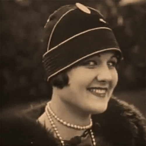 Roaring Twenties Smile GIF - Find & Share on GIPHY | Smile gif, Roaring  twenties, Giphy