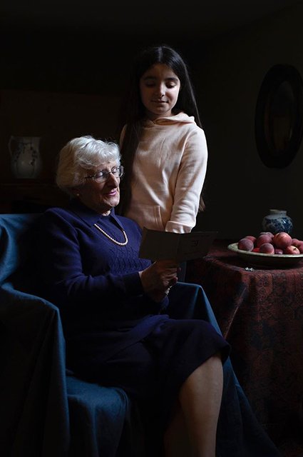 Ивонн Бернштейн с внучкой Хлоей