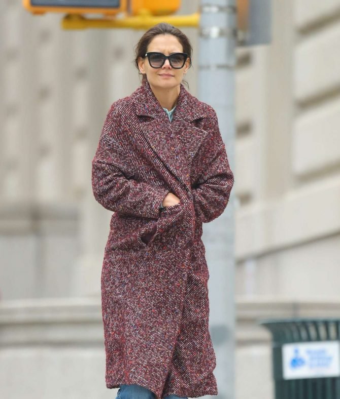 Katie Holmes: Out in New York -05