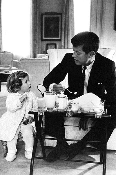 Джон Кеннеди с дочерью