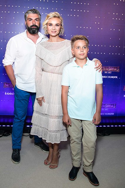 Дмитрий Исхаков и Полина Гагарина с сыном