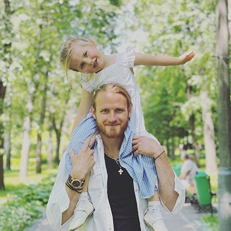 Иван Телегин с дочерью Таисией