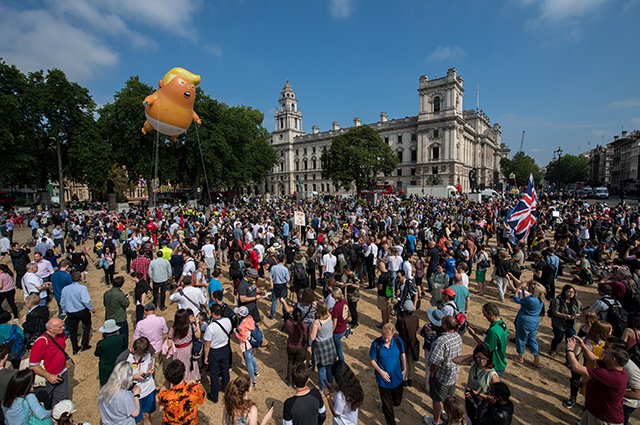 Протесты в Лондоне