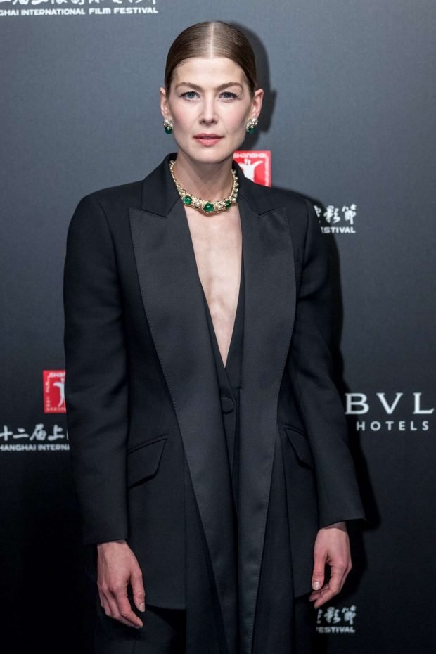 Rosamund Pike: 2019 Shanghai International Film Festival-02