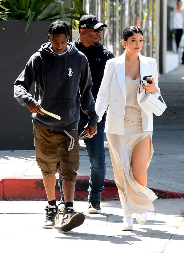 Kylie Jenner: Shopping in West Hollywood -03