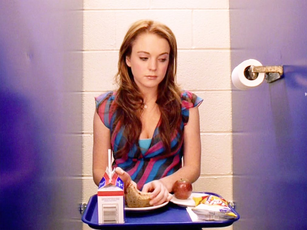 https://vignette.wikia.nocookie.net/meangirls/images/0/07/Cady_at_Toilet.jpg/revision/latest?cb=20160126055120