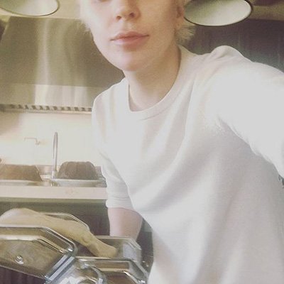 Леди Гага готовит пасту