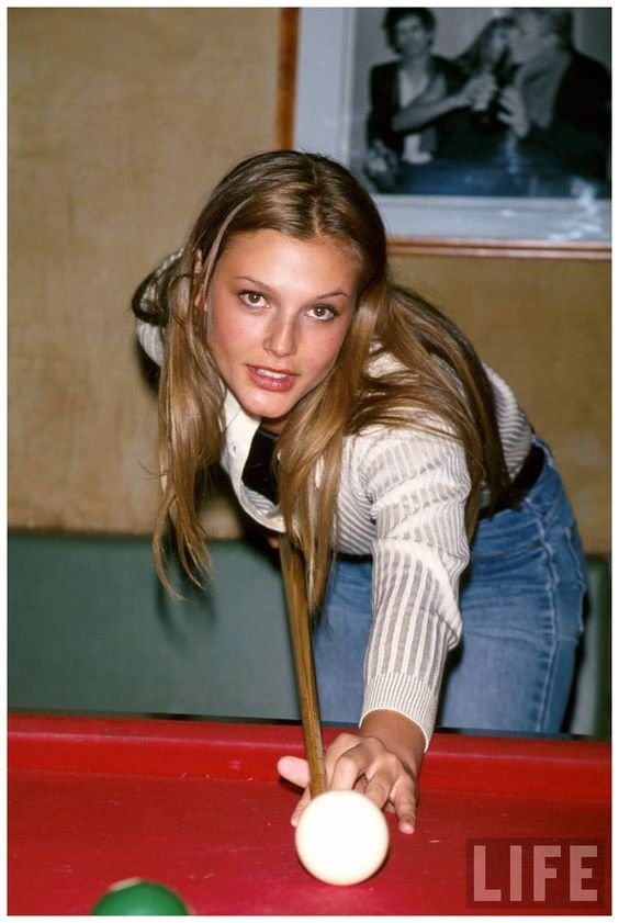 Bridget Hall shooting pool Dave Allocca 1995