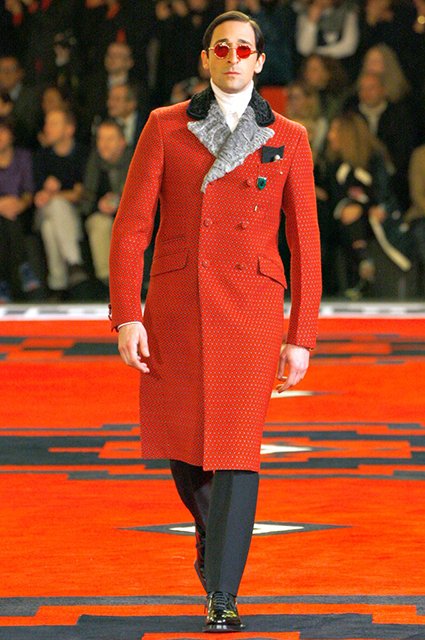 Эдриан Броуди на показе Prada в 2012 году