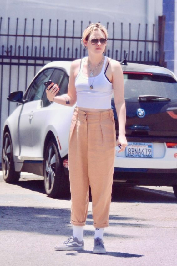 Kristen Stewart - Out for lunch in LA
