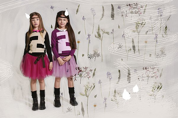 Кадр из лукбука коллекции Fendi Kids осень-зима 2013-2014