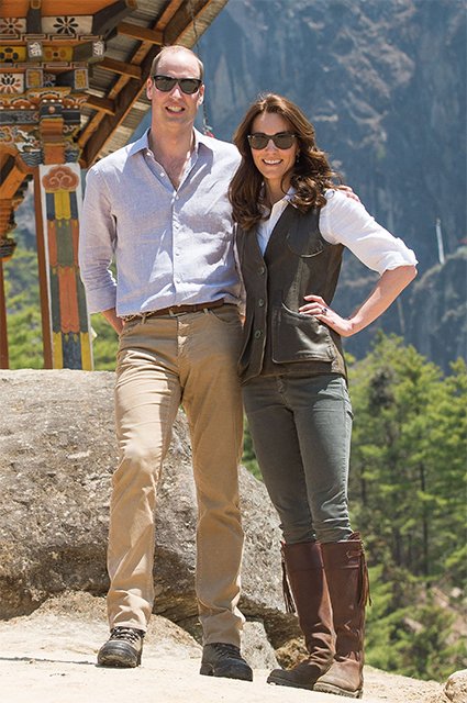 Принц Уильям и Кейт Миддлтон в сапогах Penelope Chilver во время поездки в Индию и Бутан в 2016 году