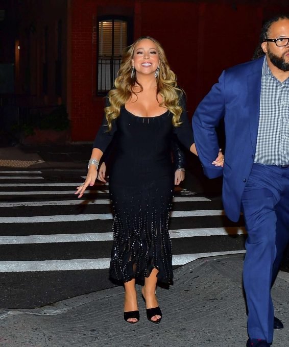 Mariah Carey 2019 : Mariah Carey in Long Black Dress-17