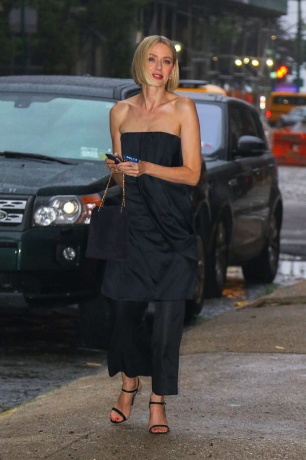 Naomi Watts: Seen Outside her apartment in New York-05