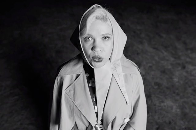 Тина Кузнецова в клипе на песню 