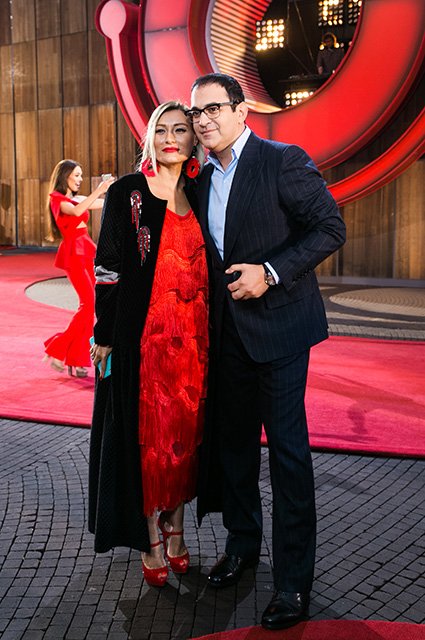 Гарик Мартиросян с женой