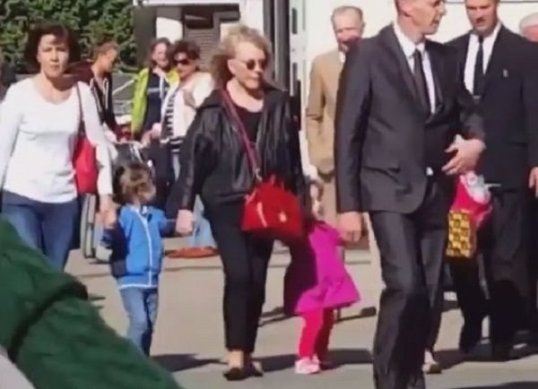 Алла Пугачёва устроила детям отдых в Юрмале, сняв дом за 15 миллионов евро