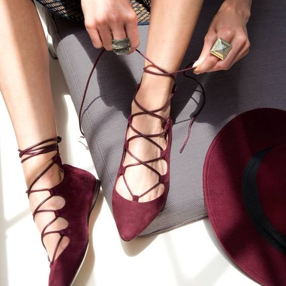 Lacing up for the long weekend. #ninewest