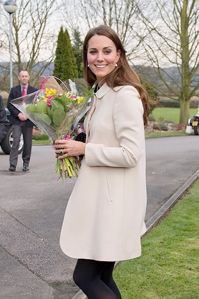 Герцогиня Кэмбриджская Кэтрин посетила офис благотворительного фонда Child Bereavement 