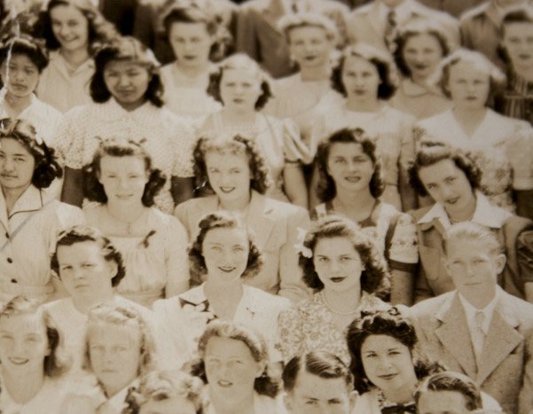 Мэрилин Монро на школьном снимке, лето 1941 года