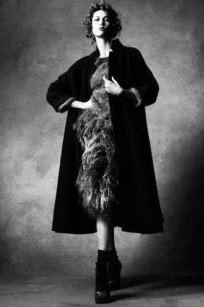 Супермодель Карли Клосс для французского номера журнала Antidote в объективе фотографа Виктора Демаршелье