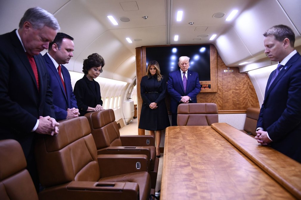 Самолет президента сша внутри
