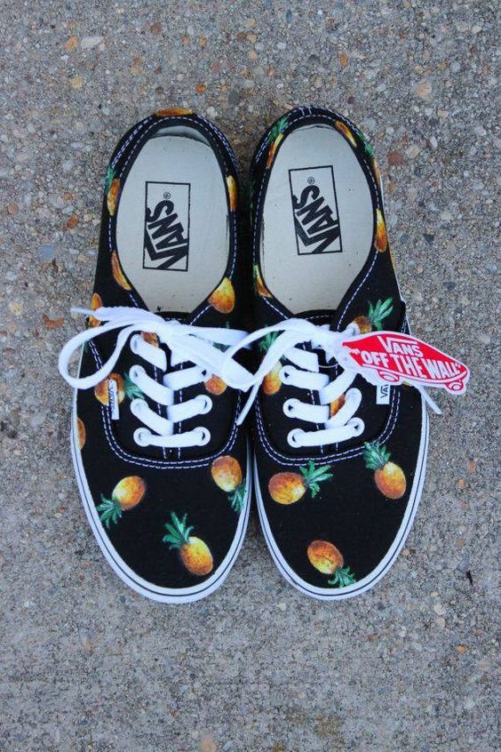 Vans + pineapples: 