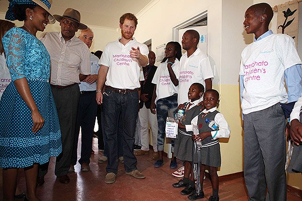 Принц Гарри на открытии детского центра Mamohato