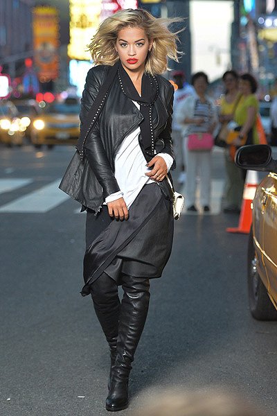 Рита Ора на съемках рекламной кампании DKNY